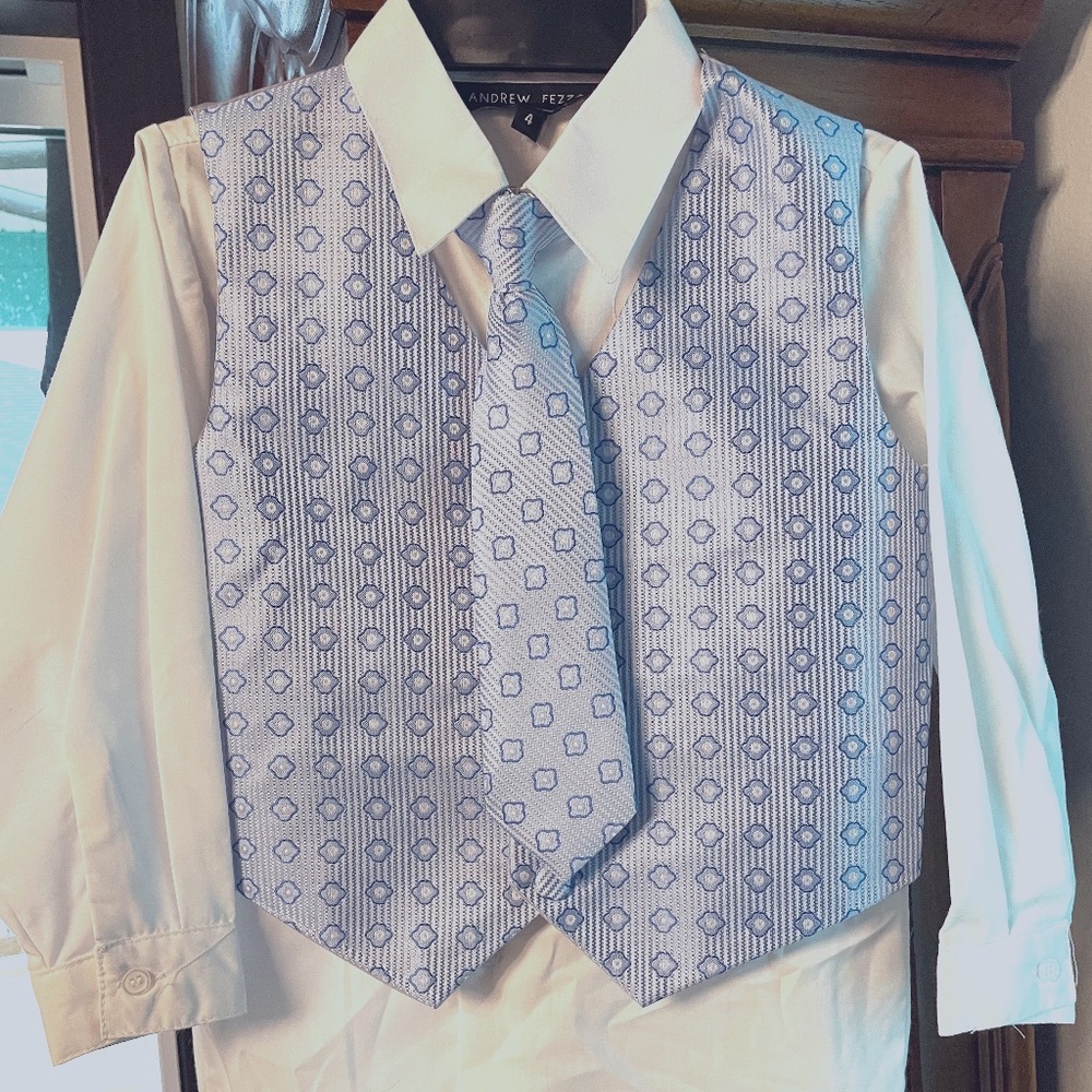 NWT Boys Dress Shirt, Vest, Tie-Size 4